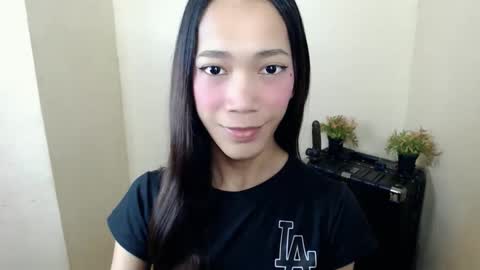 Snapshot of urhot_athena chatting on 10/09/25, 10:35 urhot_athena online show from 10/09/25, 10:35
