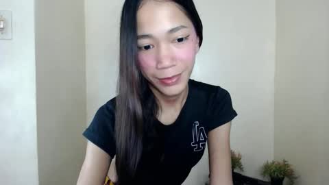 Snapshot of urhot_athena chatting on 10/10/25, 02:49 urhot_athena online show from 10/10/25, 02:49