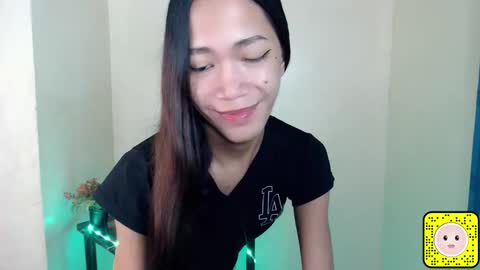 Snapshot of urhot_athena chatting on 10/16/25, 04:30 urhot_athena online show from 10/16/25, 04:30