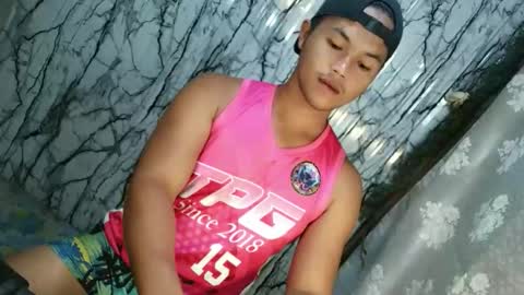 Snapshot of urhotfucker_eric chatting on 04/22/26, 11:01 urhotfucker_eric online show from 04/22/26, 11:01