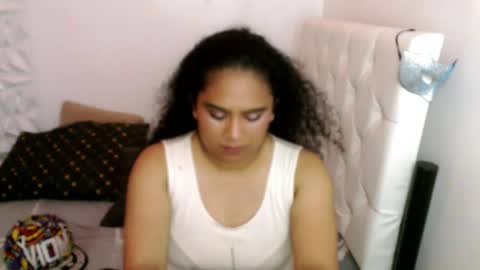 Anna online show from 05/17/26, 04:36