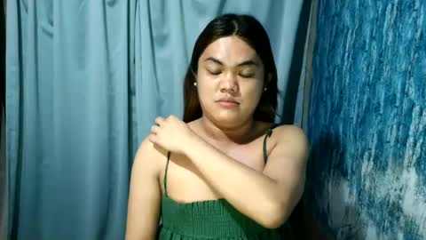 urhottie_bella online show from 06/29/26, 10:32