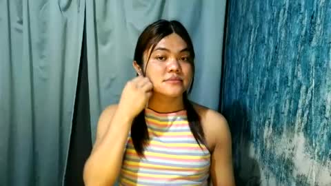 urhottie_bella online show from 07/07/26, 08:02