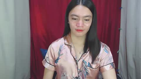 Snapshot of urhottiest_katey chatting on 12/23/24, 05:49 Katey online show from 12/23/24, 05:49