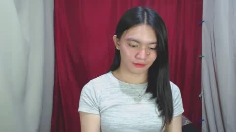 Snapshot of urhottiest_katey chatting on 01/14/25, 05:34 Katey online show from 01/14/25, 05:34