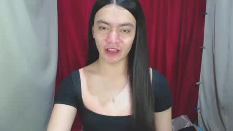 Snapshot of urhottiest_katey chatting on 10/04/25, 05:16 Katey online show from 10/04/25, 05:16