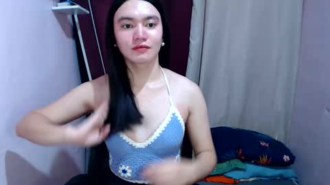 Snapshot of urhottiest_katey chatting on 06/07/26, 01:54 Katey online show from 06/07/26, 01:54