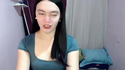 Snapshot of urhottiest_katey chatting on 06/14/26, 02:24 Katey online show from 06/14/26, 02:24