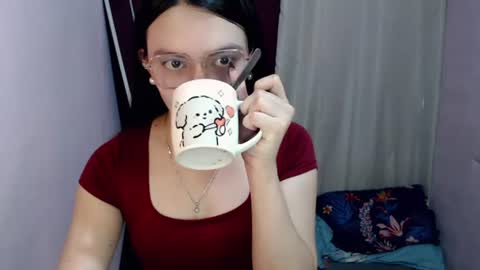 Snapshot of urhottiest_katey chatting on 06/30/26, 04:57 Katey online show from 06/30/26, 04:57