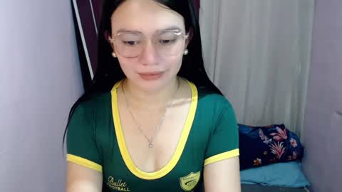 Snapshot of urhottiest_katey chatting on 07/06/26, 04:31 Katey online show from 07/06/26, 04:31