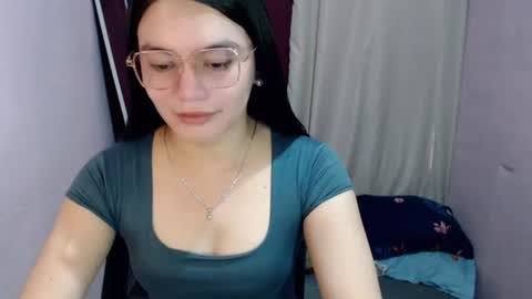 Snapshot of urhottiest_katey chatting on 07/16/26, 05:02 Katey online show from 07/16/26, 05:02