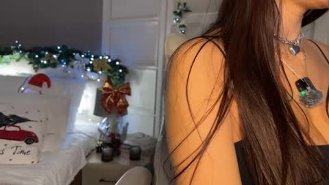 Kristina online show from 12/23/25, 01:14