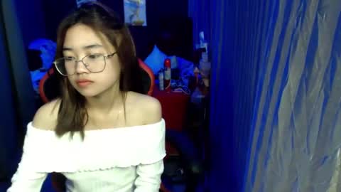urlovelychinita online show from 01/10/25, 06:49