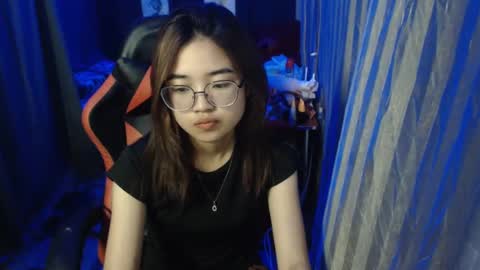 urlovelychinita online show from 02/01/25, 07:13