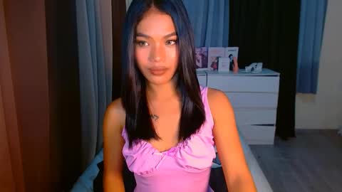 Snapshot of urmistress_sanya chatting on 03/20/26, 10:53 ur fave sanya online show from 03/20/26, 10:53