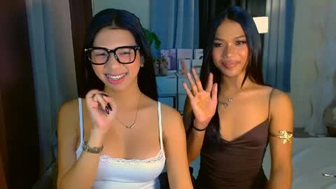 Snapshot of urmistress_sanya chatting on 04/19/26, 04:06 ur fave sanya online show from 04/19/26, 04:06