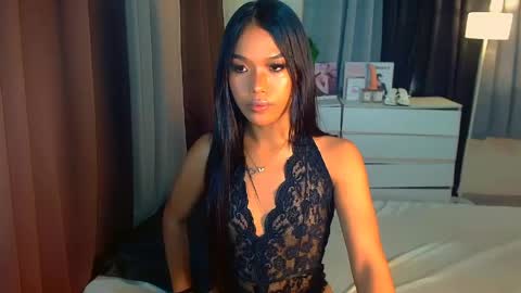 Snapshot of urmistress_sanya chatting on 04/27/26, 12:58 ur fave sanya online show from 04/27/26, 12:58
