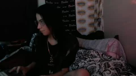 Snapshot of urmomalexx chatting on 06/05/26, 08:09 urmomalexx online show from 06/05/26, 08:09