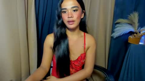Snapshot of urmorenagoddess_xx chatting on 06/30/26, 03:07 natalie online show from 06/30/26, 03:07