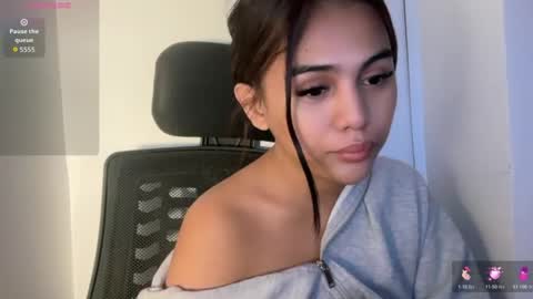 urmystical_sofie online show from 05/19/26, 07:20
