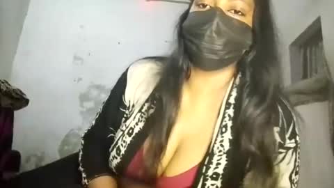 Snapshot of uroojkhan6 chatting on 07/31/26, 08:52 uroojkhan6 online show from 07/31/26, 08:52