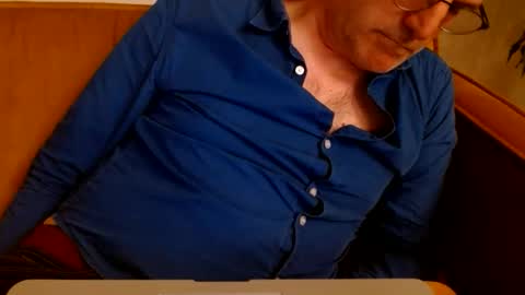 Dutchsoftie online show from 10/04/25, 09:57