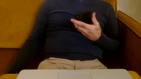 Dutchsoftie online show from 10/19/25, 06:08