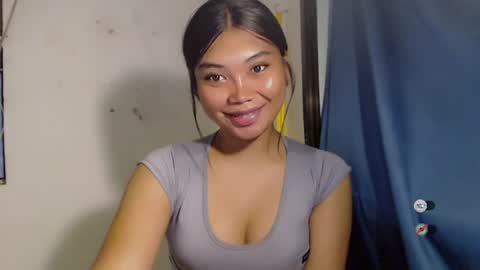 Snapshot of urpinay_sandra69 chatting on 06/19/26, 05:56 urpinay_sandra69 online show from 06/19/26, 05:56