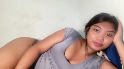 Snapshot of urpinay_sandra69 chatting on 06/24/26, 02:43 urpinay_sandra69 online show from 06/24/26, 02:43