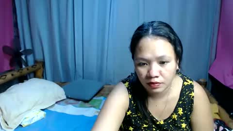 urpinay_singlemother online show from 06/01/26, 09:16