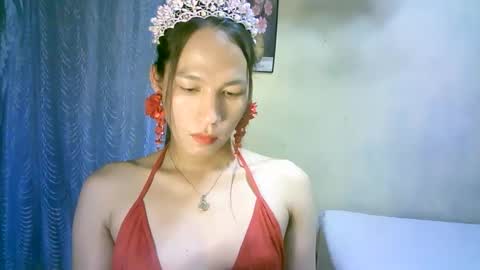 Snapshot of urpinaylovelyjuliaxxx chatting on 02/20/25, 12:25 queen julia not into CHEAPGUY online show from 02/20/25, 12:25