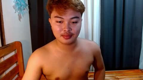 Snapshot of urpinoyjohnx chatting on 09/26/25, 01:26 urpinoyjohnx online show from 09/26/25, 01:26