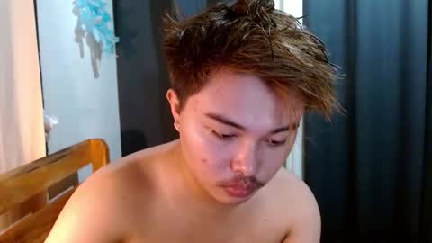 Snapshot of urpinoyjohnx chatting on 10/13/25, 01:11 urpinoyjohnx online show from 10/13/25, 01:11