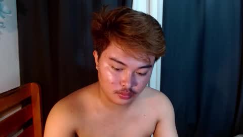 Snapshot of urpinoyjohnx chatting on 10/21/25, 12:55 urpinoyjohnx online show from 10/21/25, 12:55