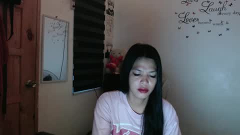 Snapshot of urpreciouspinayxxx chatting on 03/02/25, 10:16 hi im kim online show from 03/02/25, 10:16