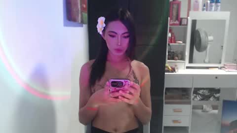 Snapshot of urpretty_mistake chatting on 04/24/26, 04:48 urpretty_mistake online show from 04/24/26, 04:48