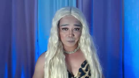 Snapshot of urqueen_cassandra chatting on 09/30/25, 02:44 BEA online show from 09/30/25, 02:44