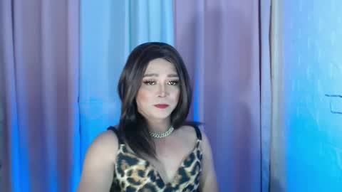 Snapshot of urqueen_cassandra chatting on 10/08/25, 06:22 BEA online show from 10/08/25, 06:22