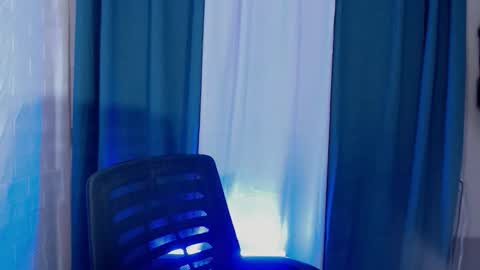 Snapshot of urqueen_cassandra chatting on 10/14/25, 06:58 BEA online show from 10/14/25, 06:58