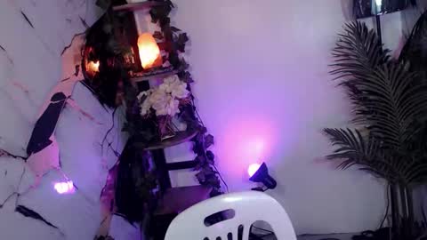 ursandra_xx online show from 09/11/25, 07:19