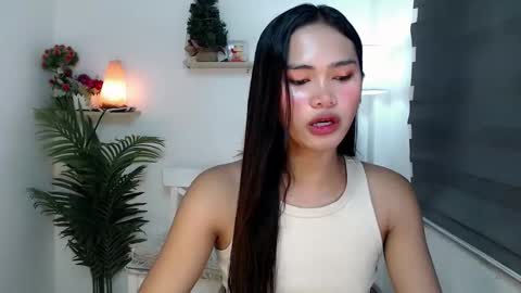 ursandra_xx online show from 10/13/25, 09:42