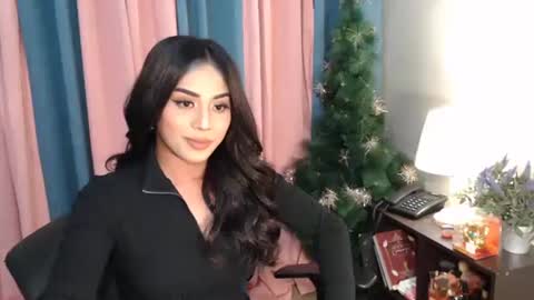 Snapshot of urseductive_calixx chatting on 10/08/25, 03:09 JUST CALL ME CALI online show from 10/08/25, 03:09