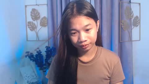 Snapshot of urseductive_llanaxx chatting on 02/21/26, 04:35 JUST CALL ME LLANA online show from 02/21/26, 04:35