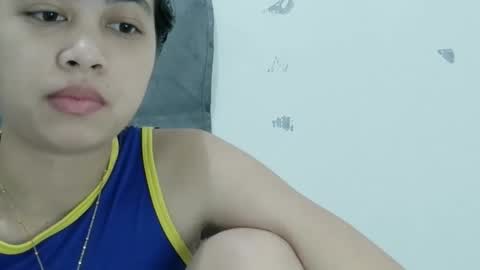 Snapshot of ursexy_pinay_skinny chatting on 12/02/25, 05:35 im jenny online show from 12/02/25, 05:35