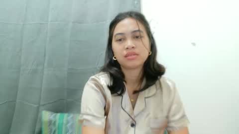 Snapshot of ursexy_pinay_skinny chatting on 03/27/26, 08:48 im jenny online show from 03/27/26, 08:48
