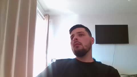 Snapshot of ursideman69 chatting on 11/25/25, 10:15 UrSideMan online show from 11/25/25, 10:15