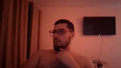 Snapshot of ursideman69 chatting on 04/11/26, 07:29 UrSideMan online show from 04/11/26, 07:29