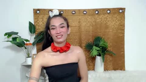 Snapshot of ursweet_amber7 chatting on 06/13/26, 06:44 ursweet_amber7 online show from 06/13/26, 06:44