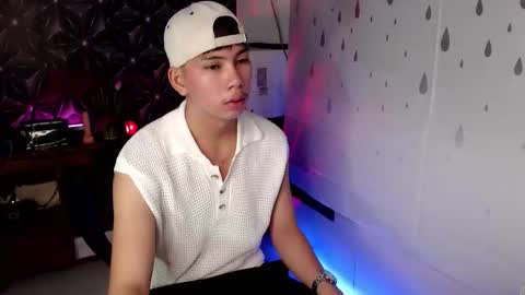 ursweet_jade online show from 10/14/25, 10:05