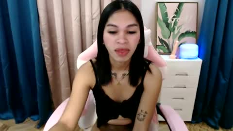 Snapshot of ursweet_zeviixx chatting on 02/07/25, 01:04 ursweet_zeviixx online show from 02/07/25, 01:04